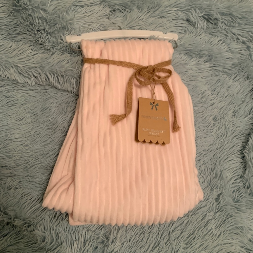 NWT Mon Lapin reversible baby blanket